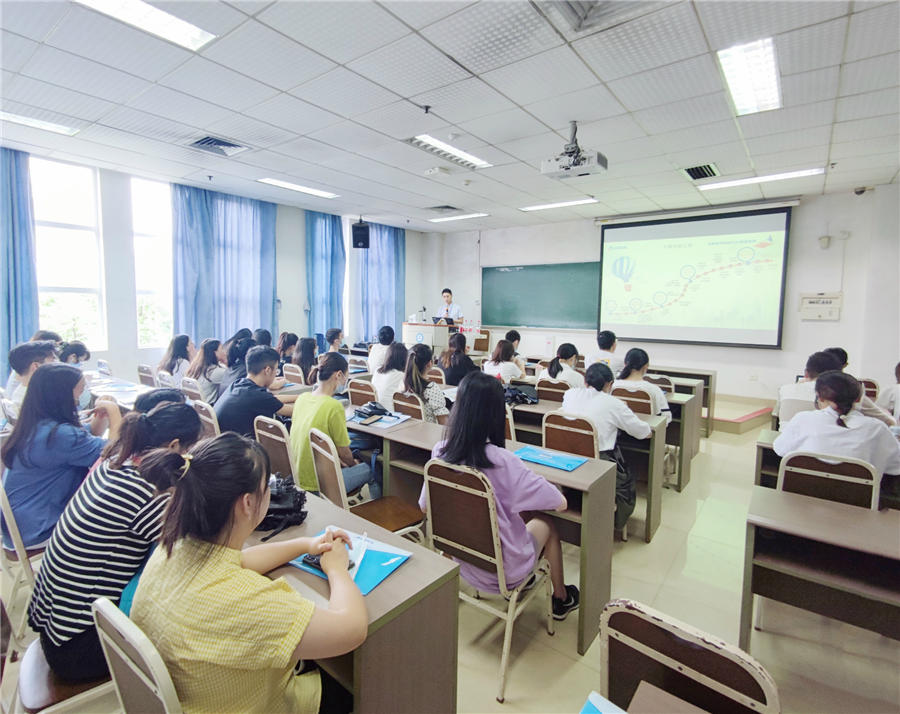 ��ѯ����